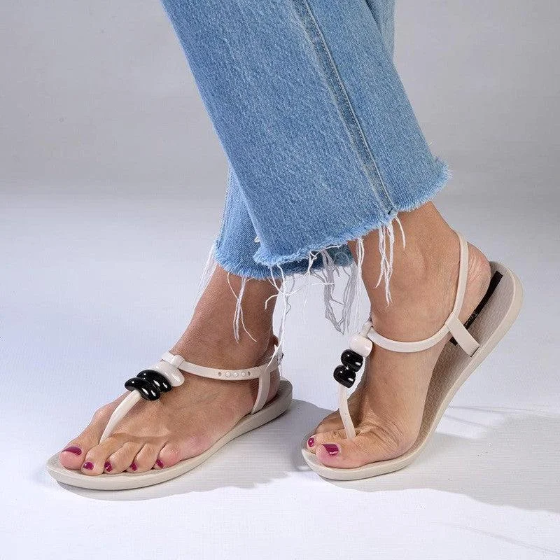 Get It Before It’s Gone Ipanema Rumi Ladies Thong Sandals - Beige/Grey